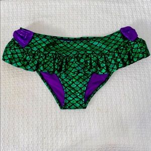 NWOT Hot Topic Disney Little Mermaid Ruffle Bikini Swim Bottoms Medium Women